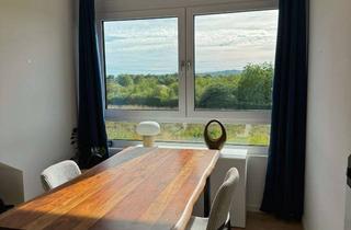 Wohnung mieten in Hessenring 51, 65474 Bischofsheim, Moderne 2-Zimmer-Dachgeschosswohnung mit Balkon und Blick ins Grüne