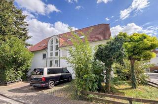 Wohnung kaufen in 55128 Mainz, Zwei Ebenen, ein besonderes Zuhause – helle Maisonette mit Sonnenbalkon und TG-Stellplatz in Mainz!