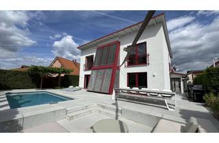 Haus kaufen in Strüthweg 17, 97222 Rimpar, Nachhaltiges Wohnjuwel: Familientraum mit Pool