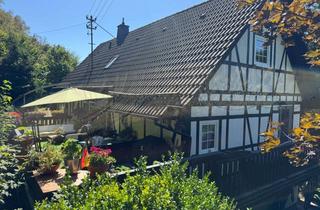 Haus kaufen in 57258 Freudenberg, Wohnen und Arbeiten unter einem Dach / Freudenberg-Plittershagen
