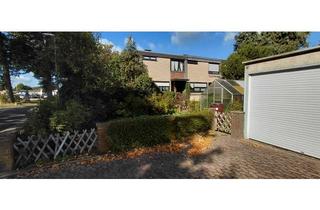 Haus kaufen in Kolpingstraße, 47929 Grefrath, Strukturiertes Wohnhaus mit Garten, Strebergarten und Garagengrundstück