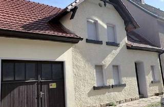 Einfamilienhaus kaufen in 06577 Heldrungen, Einfamilienhaus in ruhiger lage mit Zufahrt und Garten in Heldrungen
