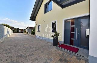 Haus kaufen in 89182 Bernstadt, Eleganz trifft Nachhaltigkeit–Exklusive Familienoase mit A+-Energieeffizienz, Pool & idyllischem Gar