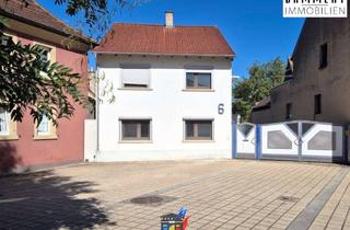Haus kaufen in 76694 Forst, Mitten im Leben! - Zwei Häuser im Herzen von Forst