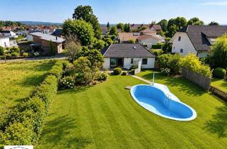 Haus kaufen in 56593 Pleckhausen, Sanierter Bungalow mit Pool 1.900 m² Grundstück OT Horhausen