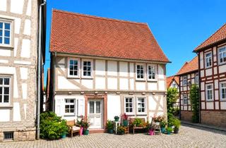 Haus kaufen in 63683 Ortenberg, Historischer Charme trifft modernen Wohnkomfort – Aufwendig saniertes Fachwerkjuwel in Altstadtlage