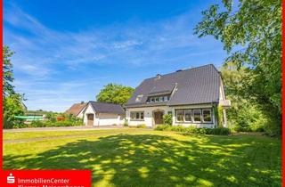 Einfamilienhaus kaufen in 58540 Meinerzhagen, S-IMMO: Besonderes Einfamilienhaus mit Garage und großem Grundstück im Herzen von Meinerzhagen!