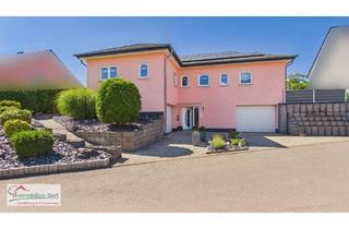 Haus kaufen in 54441 Kastel-Staadt, KASTEL-STAADT: BUNGALOW MIT 2 GARAGEN UND GARTEN IN TOP WOHNLAGE