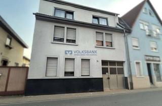 Haus kaufen in 69214 Eppelheim, Das hat Potential: Dreifamilienhaus mit Scheune, zusätzlicher Bebaubarkeit und 2 Garagen!
