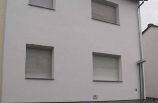 Haus mieten in Hügelstraße 34, 64625 Bensheim, PRIVAT, Charmante und familienfreundliche DHH mit ca. 120 m² Wohnfläche, Garten (163 m²) in Bensheim