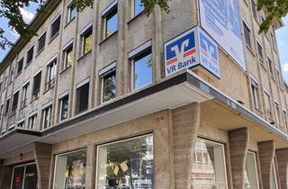 Geschäftslokal mieten in Schlossstraße 13-15, 56068 Altstadt, Repräsentatives Ladenlokal mit großer Schaufensterfront