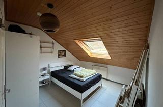 Wohnung mieten in Siegburger Straße 40a, 53229 Beuel, Dachgeschosswohnung in Beuel-Ost, frei ab sofort