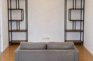 Immobilie mieten in Kupfergasse 13, 73728 Esslingen, Möblierte 2-Zimmer-Wohnung mit Balkon & TG-Stellplatz in Esslinger Innenstadt – befristet 15.10.2026