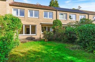 Reihenhaus kaufen in 22391 Hamburg, Reihenhausjuwel mit Gestaltungsspielraum in Top-Lage von Wellingsbüttel