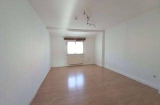 Wohnung mieten in Weißenburgstraße, 95028 Hof, 52173 - Helle Dachgeschoßwohnung mit Einbauküche