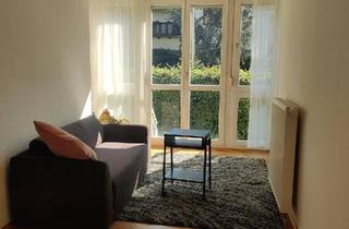 Wohnung kaufen in 01445 Radebeul, Radebeul - 3 Raumwohnung mit Balkon, Gartenausgang und Garage
