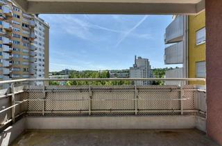 Wohnung kaufen in Schwabbacher Straße 15, 70437 Rot, +++ 8.OG mit Fernblick & Süd/Ost-Balkon - bequem & altersgerecht - sanierungsbedürftig +++