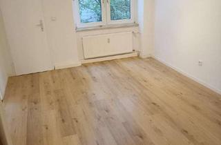 Wohnung kaufen in Am Heedbrink 13, 44263 Hörde, Großzügige 3-Zi.-Altbauwohnung in Hörde | 86 m² | Balkon | renoviert | provisionsfrei / neues Dach