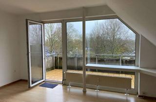 Wohnung kaufen in Solitüder Straße, 24944 Mürwik, 1-Zimmer-Eigentumswohnung, großer Balkon, FL-Solitüde, vermietet