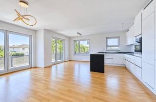 Wohnung kaufen in 82008 Unterhaching, Helle 4-Zimmer (Baujahr 2017) mit 2 Balkonen, Fußbodenheizung, Aufzug, 2 TG-Plätzen in Unterhaching