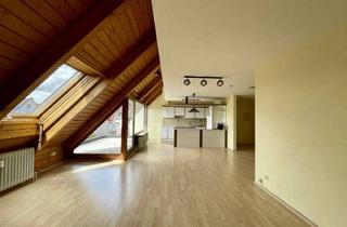 Wohnung kaufen in 73660 Urbach, Stilvolle Maisonette-Wohnung mit Terrasse und TG-Stellplatz im Kern von Urbach