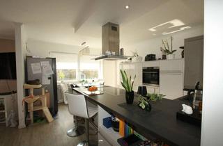 Wohnung kaufen in 91438 Bad Windsheim, Moderne 3,5-Zimmer Erdgeschosswohnung mit Gartenanteil
