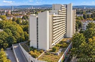 Wohnung kaufen in 80804 Schwabing-West, Ruhige Balkonwohnung mit Aufzug in Toplage Schwabings - BEZUGSFREI!