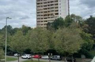 Wohnung kaufen in Gerhart-Hauptmann Ring 11, 81737 München, SANIERTE 3 ZIMMER WOHNUNG NAHE DEM PEP-EINKAUFSZENTRUM MIT FERNSICHT - U-BAHN und BUSBAHNHOF