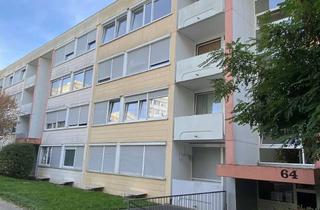 Wohnung kaufen in Ferdinand-Weiß-Str. 64, 79106 Stühlinger, 4-Zimmer-Wohnung in Freiburg Stühlinger