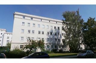 Wohnung kaufen in Schulenburgstr. 24, 18069 Reutershagen, ***Provisionsfrei*** 3-Raumwohnung in Reutershagen in ruhiger Wohnlage mit Wannenbad und Einbauküche