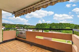 Wohnung kaufen in 75180 Büchenbronn, Barrierefreie 3,5-Zi.-ETW, zwei Balkone, Garage, Aufzug, Weitblick in Pfhm-Sonnenhof