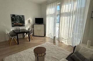 Wohnung kaufen in Rheinstraße 59, 76185 Mühlburg, Exklusive 2-Zimmer-Wohnung mit Balkon, möbliert, unvermietet!