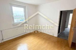 Wohnung kaufen in Straße Der Jugend 67, 39218 Schönebeck, 2-Zimmer-Wohnung mit Balkon | EG | ca. 48 m² | 23.900 € | Schönebeck Fast Sale