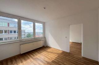 Wohnung mieten in Pablo-Neruda-Block, 15230 Frankfurt, 2-Raum-Wohnung mit Ausblick