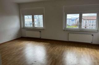 Wohnung mieten in Schlossstraße 33, 66953 Pirmasens, Helle Wohnung in zentraler Lage