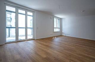 Wohnung mieten in Konrad-Wolf-Straße 43, 13055 Alt-Hohenschönhausen, Familiengerechte 4-Zimmer-Wohnung mit Wintergarten