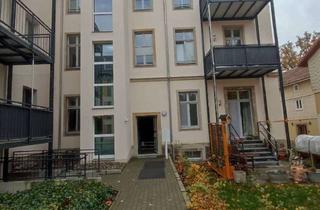 Wohnung mieten in Bandweberstr. 27, 01900 Großröhrsdorf, SCHÖNE 3 Raumwohnung im EG, Balkon, Stellplatz, Einbauküche, Laminat