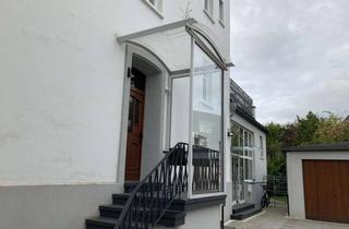 Wohnung mieten in 59755 Arnsberg, Exklusive Altbauwohnung in Arnsberg-Neheim mit sonniger Terrasse