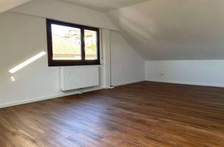 Wohnung mieten in Eisenbergweg 70, 97980 Bad Mergentheim, Dachgeschosswohnung mit Loggia – neu renoviert
