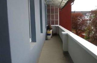 Wohnung mieten in Hohenzollernstr., 58095 Mittelstadt, Großzügige 4-Zimmer-Wohnung in Hagen mit Balkon