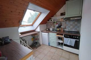 Wohnung mieten in 68163 Neuostheim, Helle 2-Zimmer Dachgeschosswohnung in Mannheim Neuostheim / Neuhermsheim