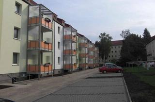 Wohnung mieten in Ludwig-Jahn-Straße 4b, 07407 Rudolstadt, 3-Raum-Wohnung mit Balkon im Erdgeschoss – umfassend modernisiertes Wohngebäude mit Wärmepumpe