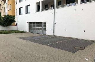 Garagen mieten in Söflinger Straße 200, 89077 Söflingen, Außenstellplatz in Ulm-Söflingen ab 01.12.26 zu vermieten