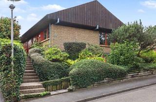 Haus kaufen in 31137 Hildesheim, Erbpacht: Wohnen auf einer Ebene – Gepflegter 5-Zimmer-Bungalow mit sonniger Terrasse
