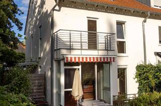 Haus kaufen in 64380 Roßdorf, Exklusives Reihenendhaus in ruhiger Toplage mit unverbaubarem Grünblick