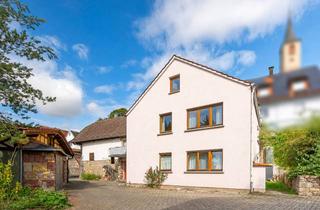 Haus kaufen in 97776 Eußenheim, ++ Teilvermietetes Zweifamilienhaus in Eußenheim ! Ein Haus mit vielen Möglichkeiten ! ++