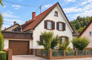 Haus kaufen in 77656 Offenburg, Zweifamilienhaus mit Charme und vielseitigen Möglichkeiten