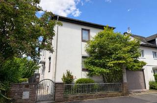 Haus kaufen in 61350 Bad Homburg, Gepflegtes 2-Familienhaus in begehrter Lage von Bad Homburg