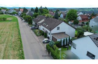 Haus kaufen in 73733 Esslingen, Großzügiges Zuhause mit zwei Wohneinheiten und schönem Blick ins Grüne