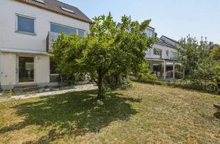 Haus kaufen in 85737 Ismaning, Reiheneckhaus mit großem Garten und vielseitigem Entwicklungspotenzial in Ismaning